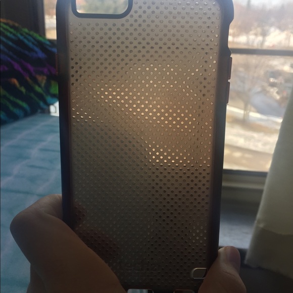 iPhone 6 plus case - Picture 2 of 2